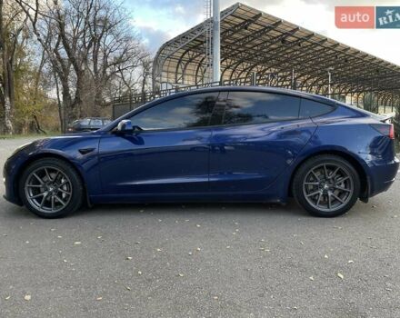 Синій Тесла Модель 3, об'ємом двигуна 0 л та пробігом 82 тис. км за 21500 $, фото 11 на Automoto.ua