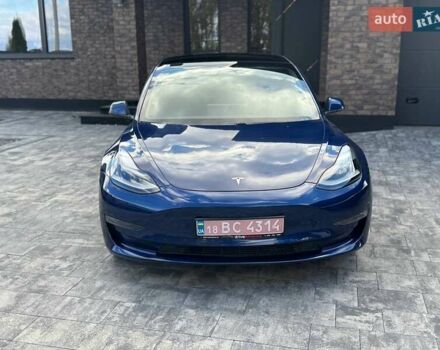 Тесла Модель 3 2021 у Луцьку на Automoto.ua Синій Тесла Модель 3, об'ємом двигуна 0 л та пробігом 59 тис. км за 19000 $, фото 1 на Automoto.ua