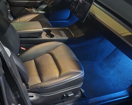 Синій Тесла Модель 3, об'ємом двигуна 0 л та пробігом 68 тис. км за 22500 $, фото 6 на Automoto.ua