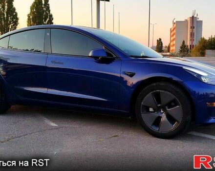 Синій Тесла Модель 3, об'ємом двигуна 0 л та пробігом 67 тис. км за 18500 $, фото 2 на Automoto.ua