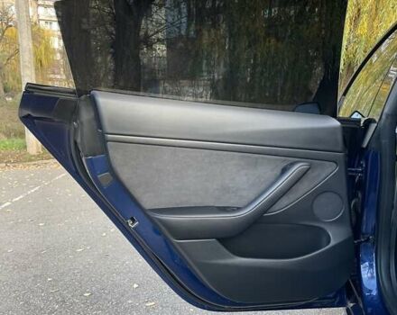 Синій Тесла Модель 3, об'ємом двигуна 0 л та пробігом 82 тис. км за 21500 $, фото 23 на Automoto.ua