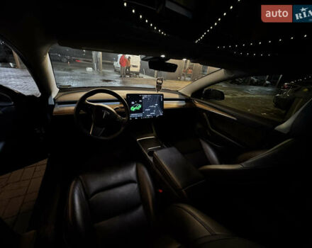 Синий Тесла Модель 3, объемом двигателя 0 л и пробегом 76 тыс. км за 19000 $, фото 15 на Automoto.ua