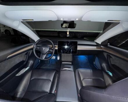 Синій Тесла Модель 3, об'ємом двигуна 0 л та пробігом 68 тис. км за 22500 $, фото 12 на Automoto.ua