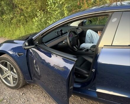 Синій Тесла Модель 3, об'ємом двигуна 0 л та пробігом 222 тис. км за 14300 $, фото 2 на Automoto.ua