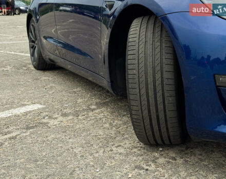 Тесла Модель 3 2021 в Киеве на Automoto.ua Синий Тесла Модель 3, объемом двигателя 0 л и пробегом 62 тыс. км за 22400 $, фото 27 на Automoto.ua