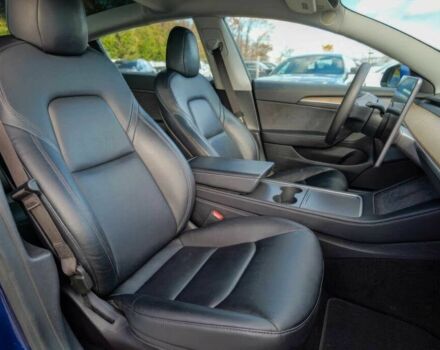 Синий Тесла Модель 3, объемом двигателя 0 л и пробегом 14 тыс. км за 13000 $, фото 9 на Automoto.ua