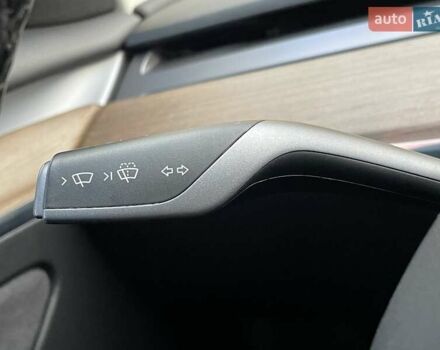 Синій Тесла Модель 3, об'ємом двигуна 0 л та пробігом 82 тис. км за 21500 $, фото 32 на Automoto.ua