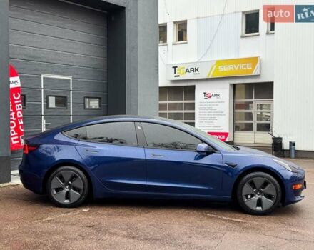 Синій Тесла Модель 3, об'ємом двигуна 0 л та пробігом 88 тис. км за 19999 $, фото 9 на Automoto.ua