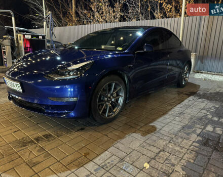 Синий Тесла Модель 3, объемом двигателя 0 л и пробегом 76 тыс. км за 19000 $, фото 2 на Automoto.ua