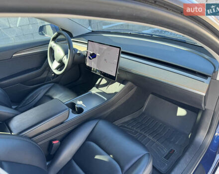 Синій Тесла Модель 3, об'ємом двигуна 0 л та пробігом 63 тис. км за 16800 $, фото 4 на Automoto.ua