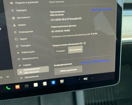 Синій Тесла Модель 3, об'ємом двигуна 0 л та пробігом 81 тис. км за 24999 $, фото 54 на Automoto.ua