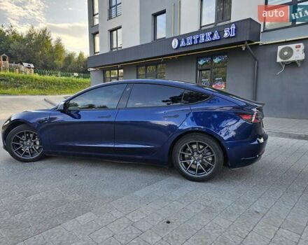 Тесла Модель 3 2021 у Львові на Automoto.ua Синій Тесла Модель 3, об'ємом двигуна 0 л та пробігом 195 тис. км за 21800 $, фото 2 на Automoto.ua