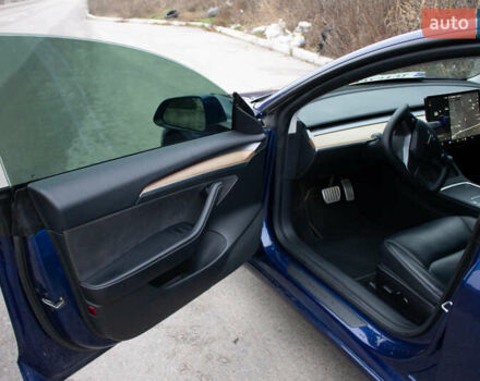 Синій Тесла Модель 3, об'ємом двигуна 0 л та пробігом 74 тис. км за 25700 $, фото 16 на Automoto.ua