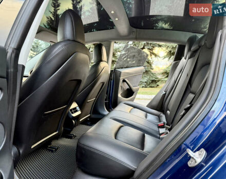 Синий Тесла Модель 3, объемом двигателя 0 л и пробегом 76 тыс. км за 19500 $, фото 16 на Automoto.ua