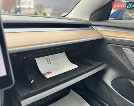 Синій Тесла Модель 3, об'ємом двигуна 0 л та пробігом 142 тис. км за 19999 $, фото 24 на Automoto.ua