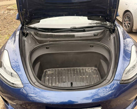 Синий Тесла Модель 3, объемом двигателя 0 л и пробегом 83 тыс. км за 19000 $, фото 17 на Automoto.ua