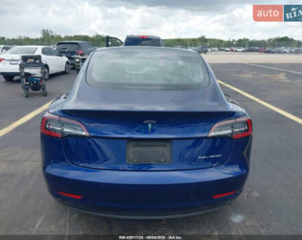 Синий Тесла Модель 3, объемом двигателя 0 л и пробегом 160 тыс. км за 12900 $, фото 5 на Automoto.ua