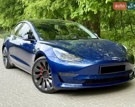 Синий Тесла Модель 3, объемом двигателя 0 л и пробегом 31 тыс. км за 23500 $, фото 1 на Automoto.ua