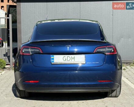 Синій Тесла Модель 3, об'ємом двигуна 0 л та пробігом 55 тис. км за 24400 $, фото 3 на Automoto.ua