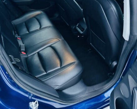 Синій Тесла Модель 3, об'ємом двигуна 0 л та пробігом 145 тис. км за 22900 $, фото 24 на Automoto.ua