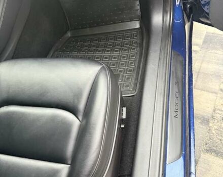 Тесла Модель 3 2022 у Умани на Automoto.ua Синій Тесла Модель 3, об'ємом двигуна 0 л та пробігом 53 тис. км за 19700 $, фото 26 на Automoto.ua