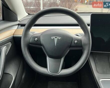 Синий Тесла Модель 3, объемом двигателя 0 л и пробегом 177 тыс. км за 18990 $, фото 20 на Automoto.ua
