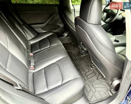 Синий Тесла Модель 3, объемом двигателя 0 л и пробегом 31 тыс. км за 23500 $, фото 18 на Automoto.ua