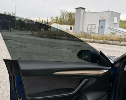 Тесла Модель 3 2022 в Харькове на Automoto.ua Синий Тесла Модель 3, объемом двигателя 0 л и пробегом 52 тыс. км за 24999 $, фото 19 на Automoto.ua