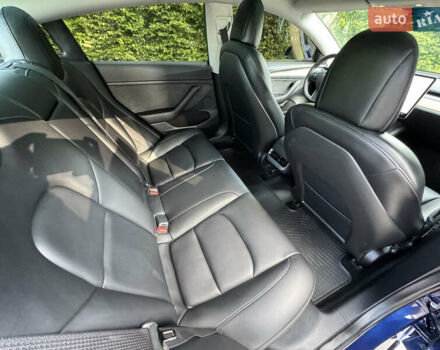 Синий Тесла Модель 3, объемом двигателя 0 л и пробегом 96 тыс. км за 19999 $, фото 40 на Automoto.ua