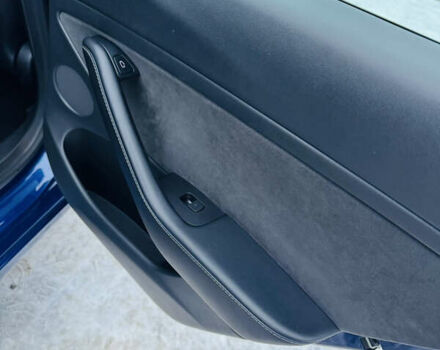 Синій Тесла Модель 3, об'ємом двигуна 0 л та пробігом 145 тис. км за 22900 $, фото 25 на Automoto.ua