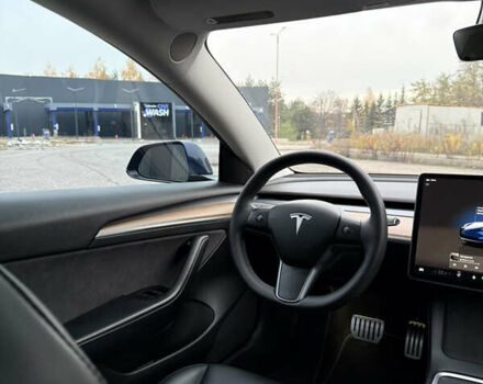 Тесла Модель 3 2022 в Харькове на Automoto.ua Синий Тесла Модель 3, объемом двигателя 0 л и пробегом 52 тыс. км за 24999 $, фото 22 на Automoto.ua