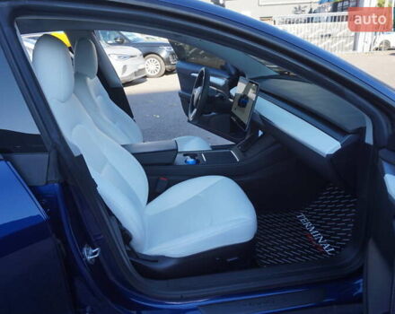 Синий Тесла Модель 3, объемом двигателя 0 л и пробегом 58 тыс. км за 22900 $, фото 30 на Automoto.ua