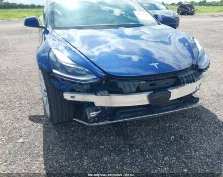 Синій Тесла Модель 3, об'ємом двигуна 0 л та пробігом 27 тис. км за 6800 $, фото 5 на Automoto.ua