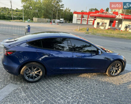 Синій Тесла Модель 3, об'ємом двигуна 0 л та пробігом 26 тис. км за 20222 $, фото 1 на Automoto.ua