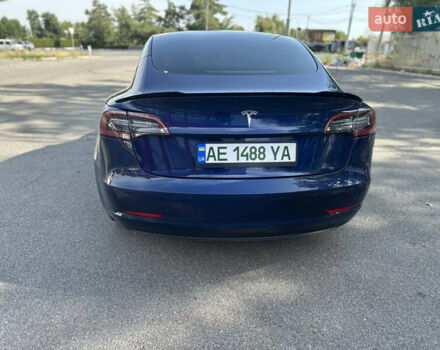 Синій Тесла Модель 3, об'ємом двигуна 0 л та пробігом 25 тис. км за 21000 $, фото 2 на Automoto.ua