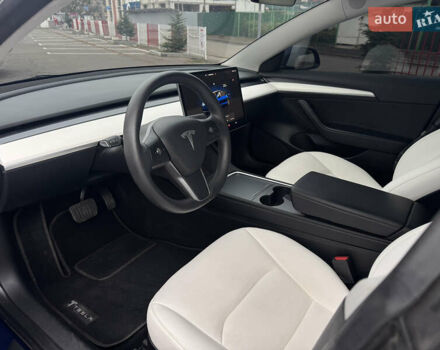 Синий Тесла Модель 3, объемом двигателя 0 л и пробегом 59 тыс. км за 20500 $, фото 11 на Automoto.ua