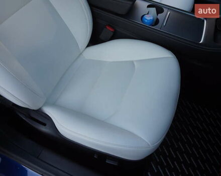 Синий Тесла Модель 3, объемом двигателя 0 л и пробегом 58 тыс. км за 22900 $, фото 31 на Automoto.ua