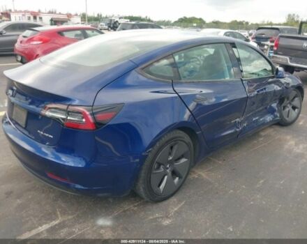 Синий Тесла Модель 3, объемом двигателя 0 л и пробегом 160 тыс. км за 12900 $, фото 2 на Automoto.ua
