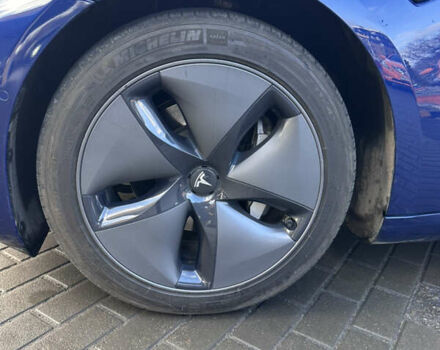 Синий Тесла Модель 3, объемом двигателя 0 л и пробегом 37 тыс. км за 21999 $, фото 9 на Automoto.ua