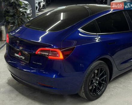 Синий Тесла Модель 3, объемом двигателя 0 л и пробегом 59 тыс. км за 20900 $, фото 16 на Automoto.ua