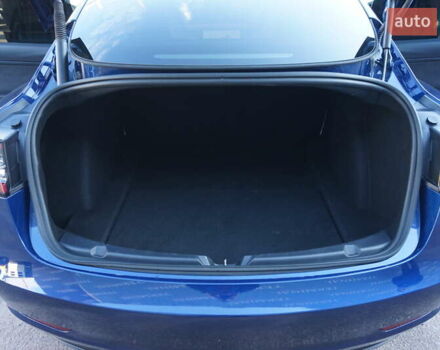 Синий Тесла Модель 3, объемом двигателя 0 л и пробегом 58 тыс. км за 22900 $, фото 35 на Automoto.ua