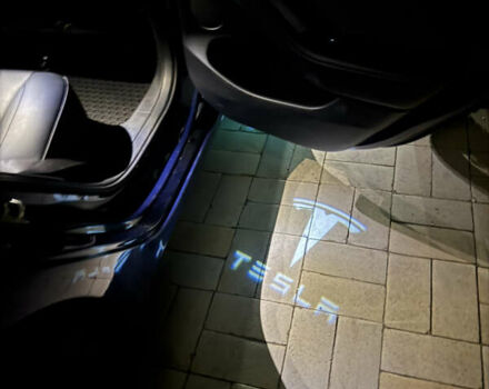 Синий Тесла Модель 3, объемом двигателя 0 л и пробегом 74 тыс. км за 21000 $, фото 12 на Automoto.ua