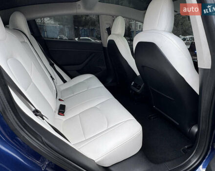 Синий Тесла Модель 3, объемом двигателя 0 л и пробегом 59 тыс. км за 20500 $, фото 17 на Automoto.ua