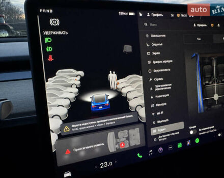 Синий Тесла Модель 3, объемом двигателя 0 л и пробегом 53 тыс. км за 19500 $, фото 25 на Automoto.ua