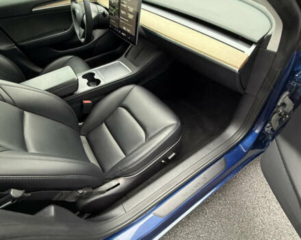 Синий Тесла Модель 3, объемом двигателя 0 л и пробегом 70 тыс. км за 19700 $, фото 13 на Automoto.ua