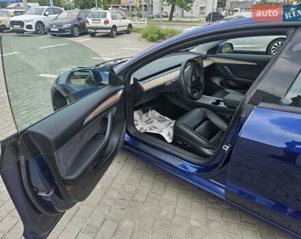 Синий Тесла Модель 3, объемом двигателя 0 л и пробегом 85 тыс. км за 19300 $, фото 7 на Automoto.ua