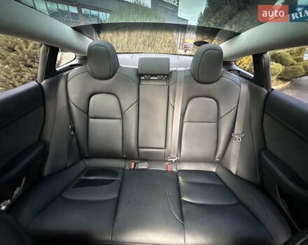 Синий Тесла Модель 3, объемом двигателя 0 л и пробегом 37 тыс. км за 21999 $, фото 19 на Automoto.ua