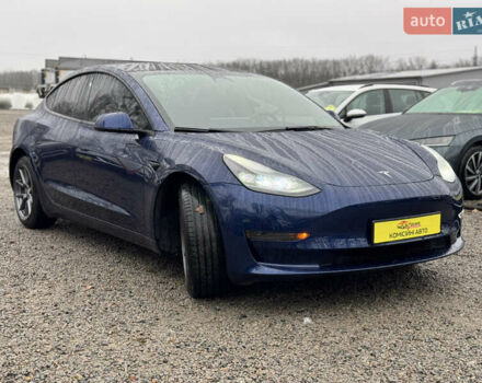 Синий Тесла Модель 3, объемом двигателя 0 л и пробегом 53 тыс. км за 19500 $, фото 4 на Automoto.ua
