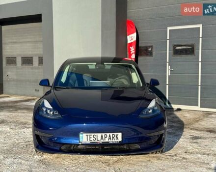 Синій Тесла Модель 3, об'ємом двигуна 0 л та пробігом 35 тис. км за 23999 $, фото 2 на Automoto.ua