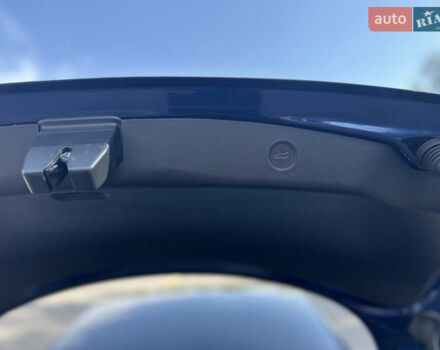 Синій Тесла Модель 3, об'ємом двигуна 0 л та пробігом 26 тис. км за 20222 $, фото 9 на Automoto.ua